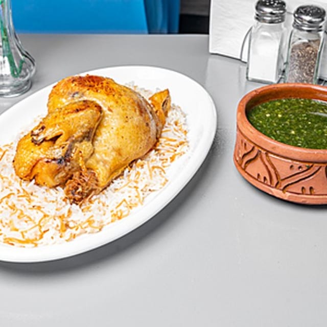 Mulukheya with Half Chicken.